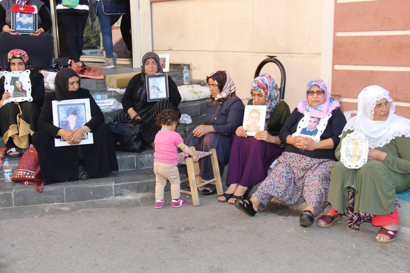 The sit-in of 51 families continues on its 33rd day The sit-in of 51 families continues on its 33rd day